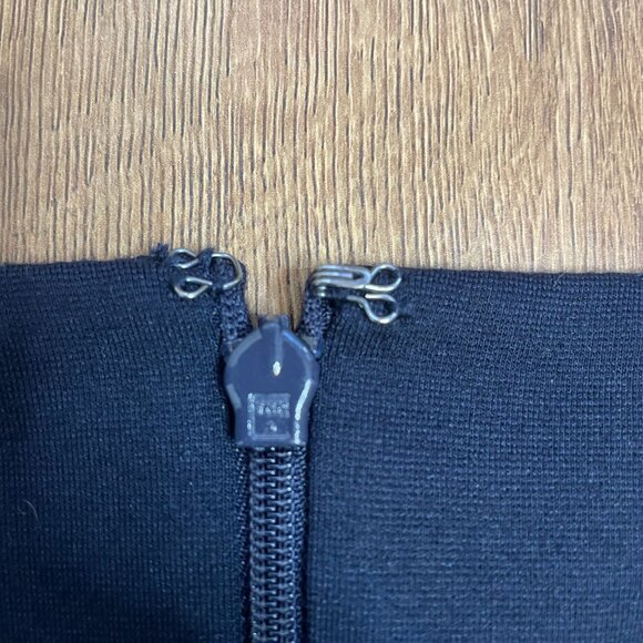 Talbots Dress Womens US 2 Blue V Neck Sheath Bell Sleeve Flounce Ponte Stretch - Picture 4 of 10